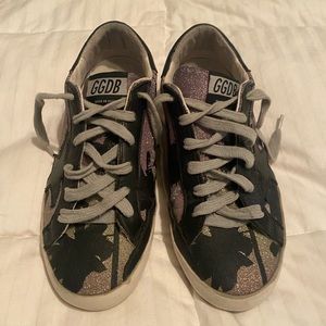Women’s Golden Goose Superstar Shoes
